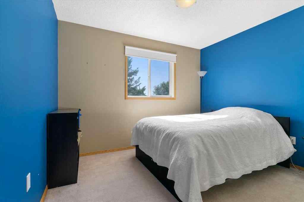 MLS® A2254480 - 8867 108 Avenue  in Crystal Heights Grande Prairie, Residential