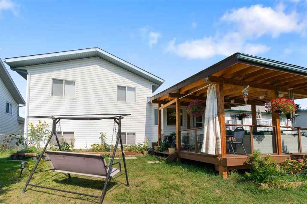 MLS® A2254480 - 8867 108 Avenue  in Crystal Heights Grande Prairie, Residential