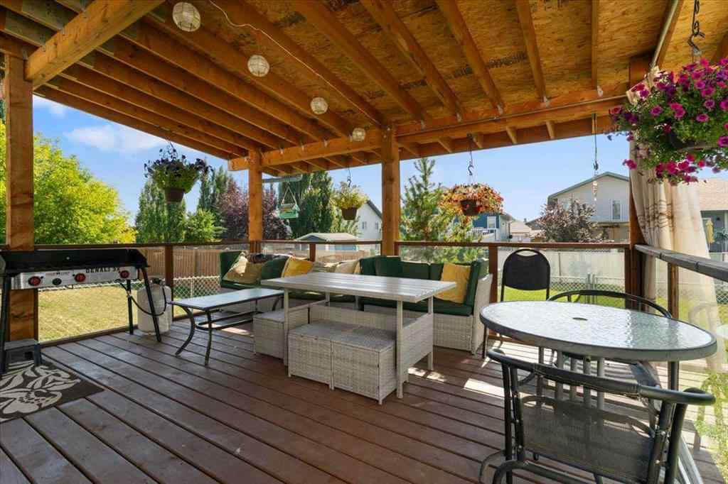 MLS® A2254480 - 8867 108 Avenue  in Crystal Heights Grande Prairie, Residential