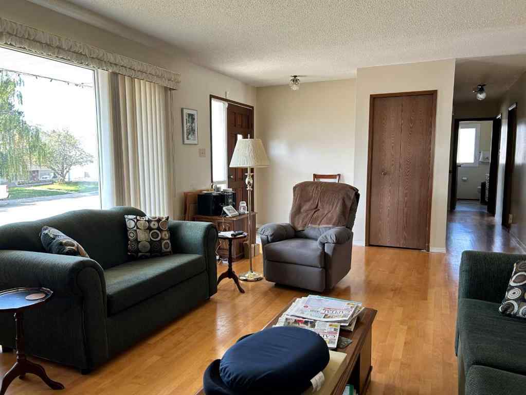 MLS® A2254482 - 790 4 Avenue SE in NONE Three Hills, Residential