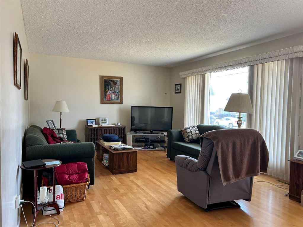 MLS® A2254482 - 790 4 Avenue SE in NONE Three Hills, Residential