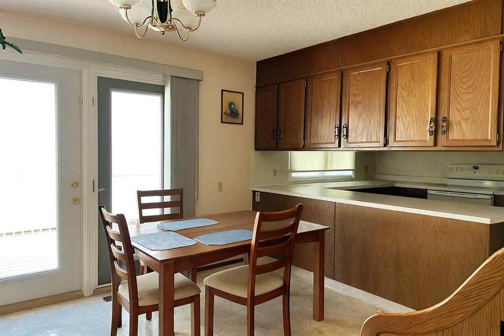 MLS® A2254482 - 790 4 Avenue SE in NONE Three Hills, Residential