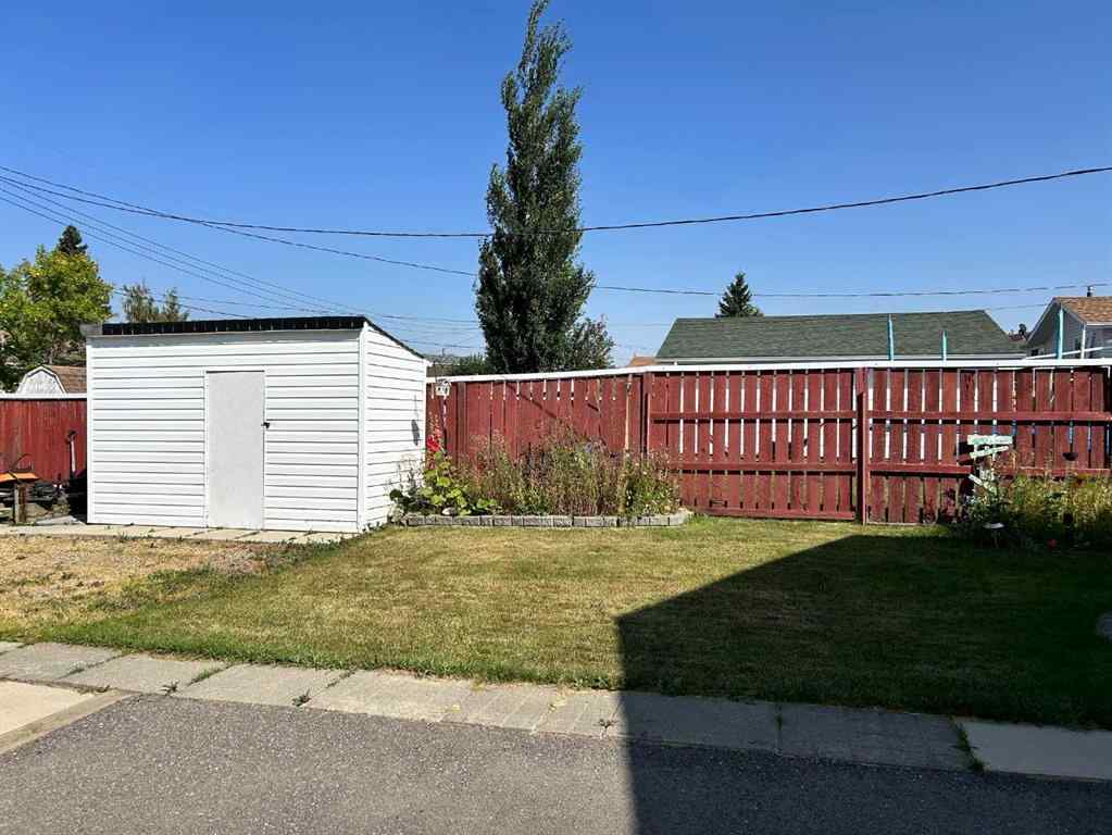 MLS® A2254482 - 790 4 Avenue SE in NONE Three Hills, Residential