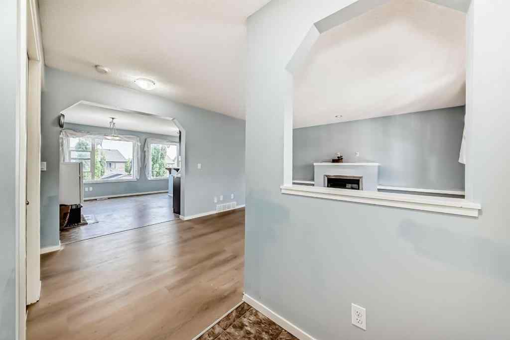 MLS® A2254486 - 57 Brightoncrest Heights  in New Brighton Calgary, Residential