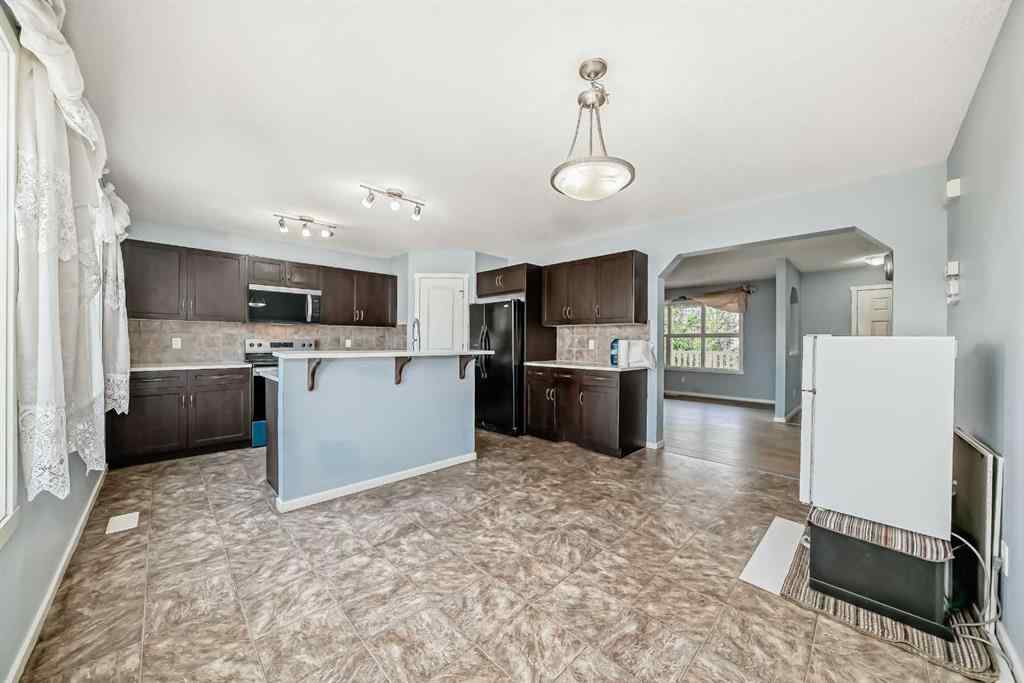 MLS® A2254486 - 57 Brightoncrest Heights  in New Brighton Calgary, Residential