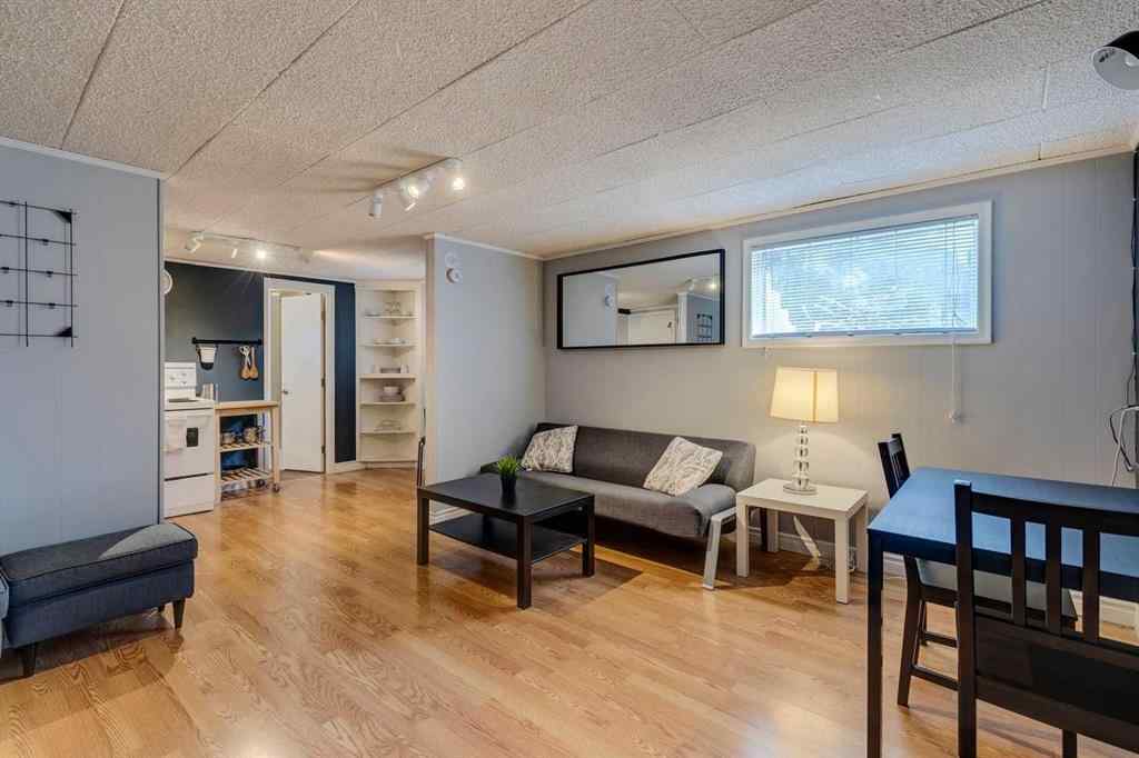 MLS® A2254490 - 2614 1 Avenue NW in West Hillhurst Calgary, Residential