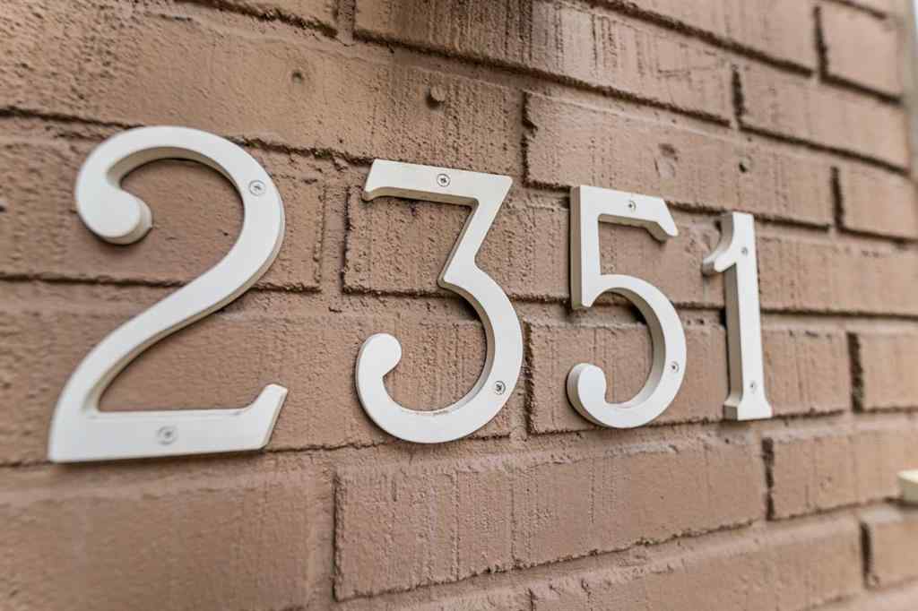 MLS® A2254491 - 2351 50 Street NE in Rundle Calgary, Residential