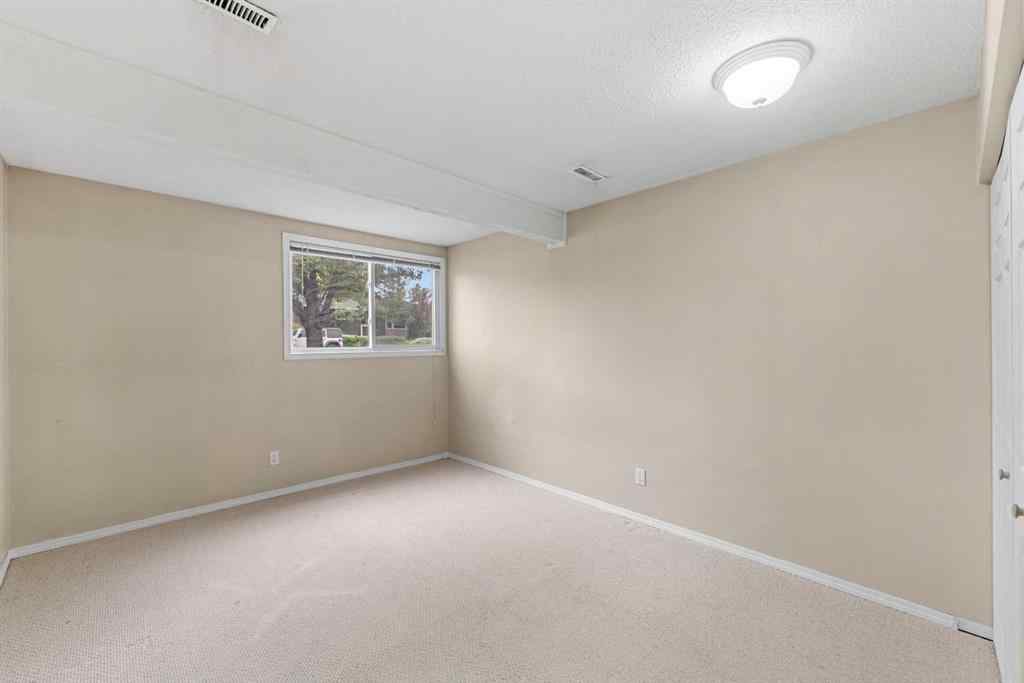 MLS® A2254491 - 2351 50 Street NE in Rundle Calgary, Residential