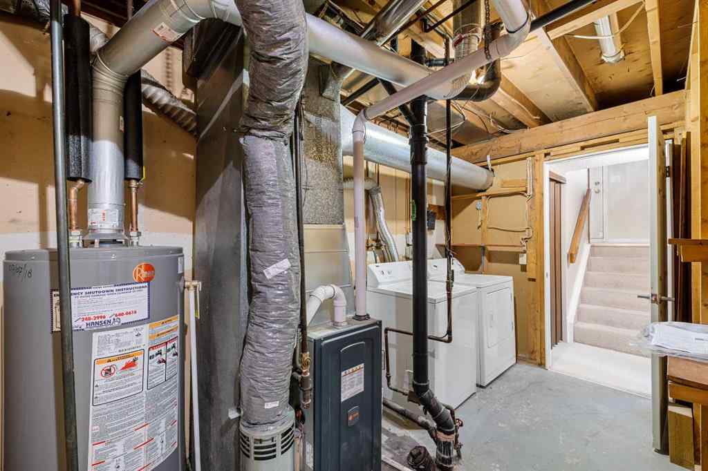 MLS® A2254491 - 2351 50 Street NE in Rundle Calgary, Residential