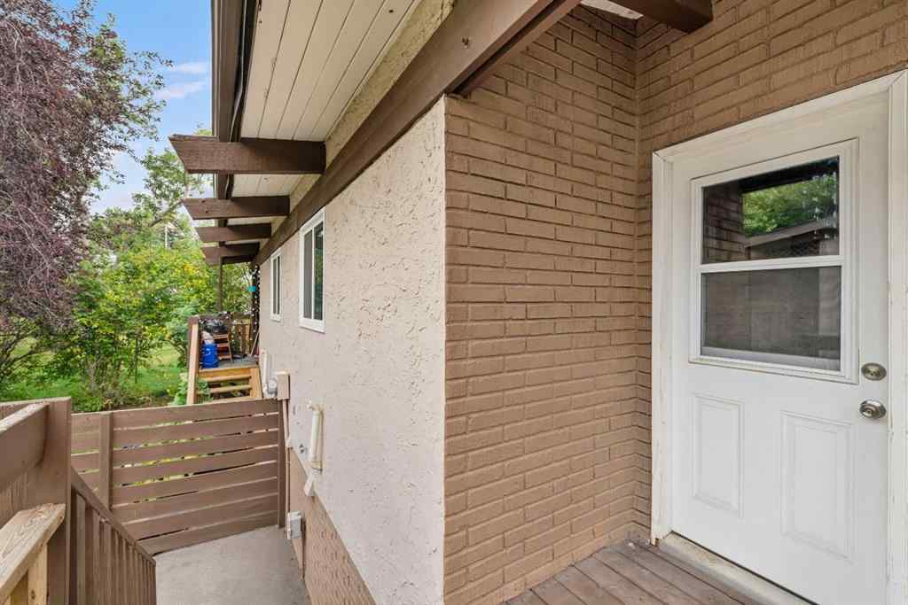 MLS® A2254491 - 2351 50 Street NE in Rundle Calgary, Residential