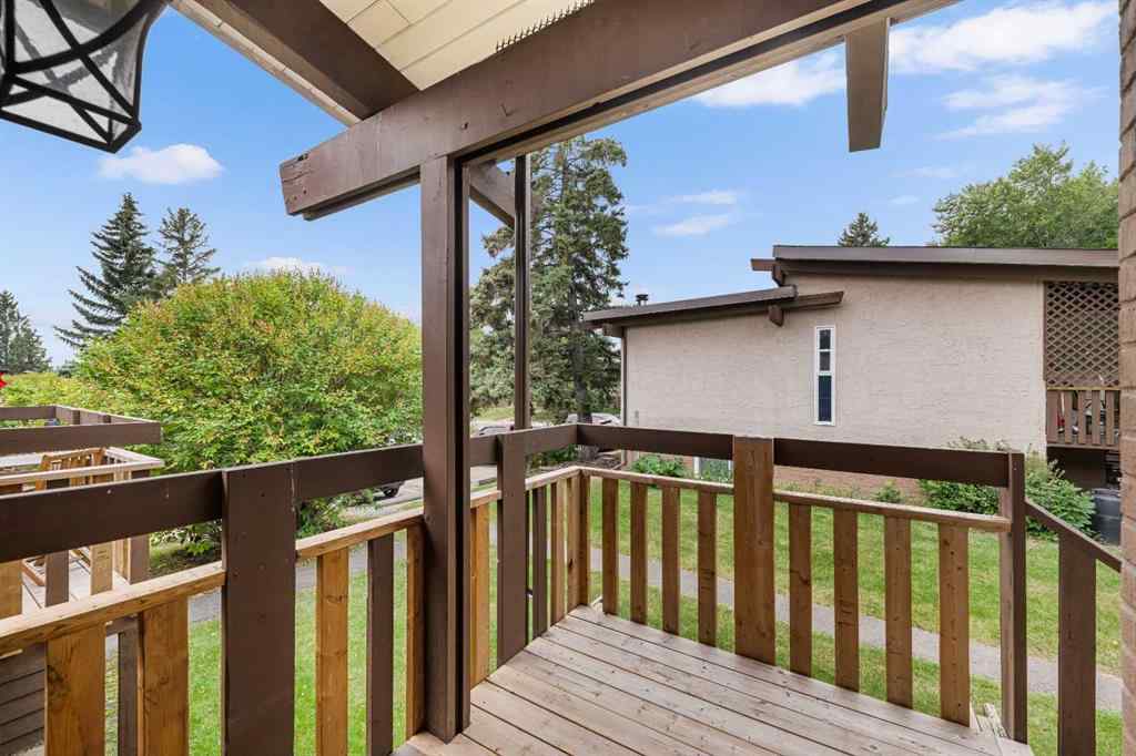 MLS® A2254491 - 2351 50 Street NE in Rundle Calgary, Residential