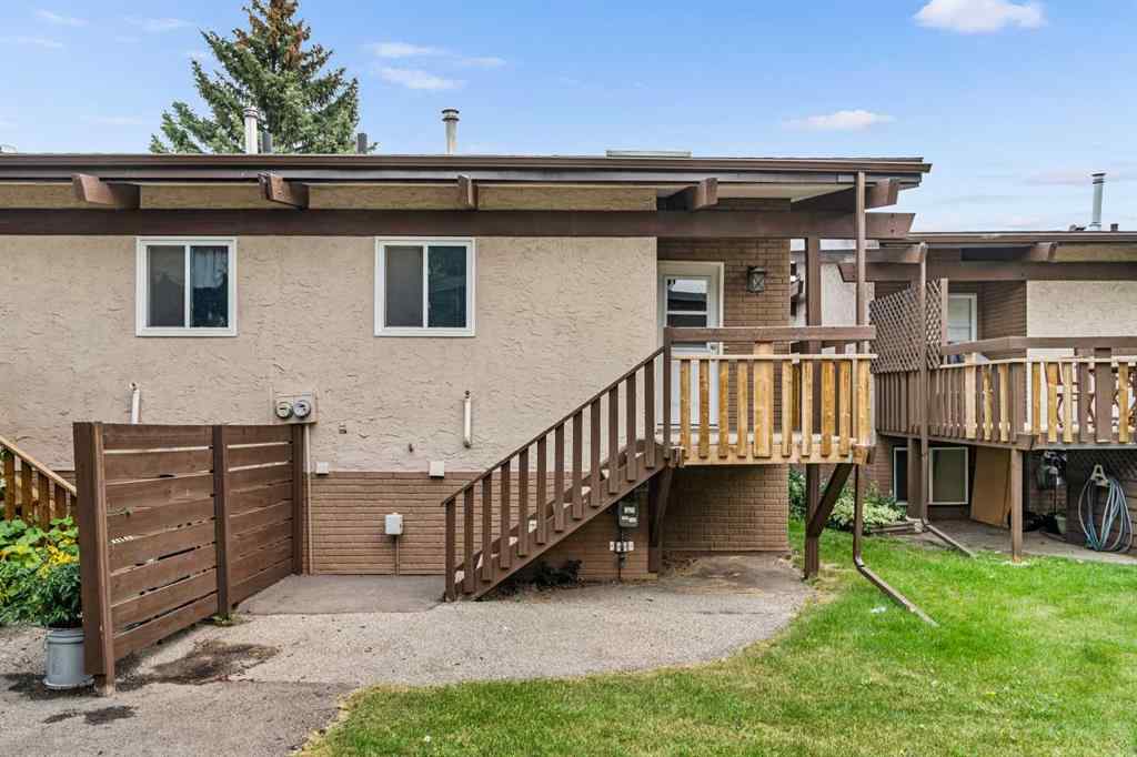 MLS® A2254491 - 2351 50 Street NE in Rundle Calgary, Residential