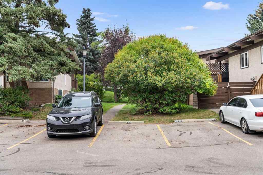 MLS® A2254491 - 2351 50 Street NE in Rundle Calgary, Residential