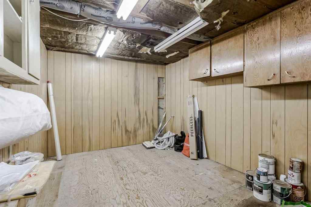MLS® A2254492 - 4928 45 Street SW in Glamorgan Calgary, Residential