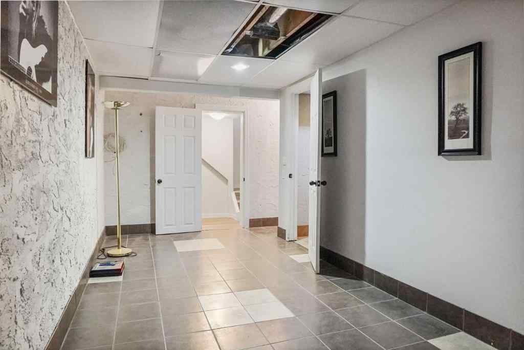 MLS® A2254495 - 255 11 Street Street  in Dunmore Industrial Dunmore, Residential