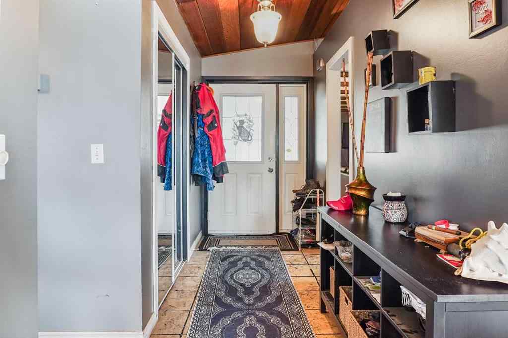 MLS® A2254495 - 255 11 Street Street  in Dunmore Industrial Dunmore, Residential