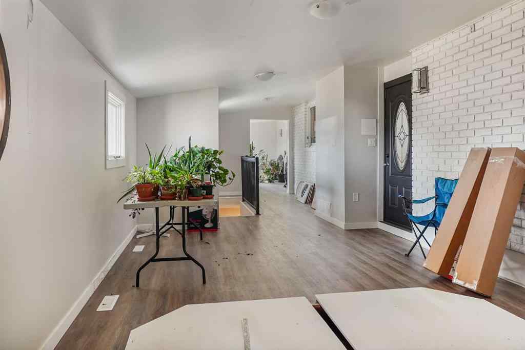 MLS® A2254495 - 255 11 Street Street  in Dunmore Industrial Dunmore, Residential