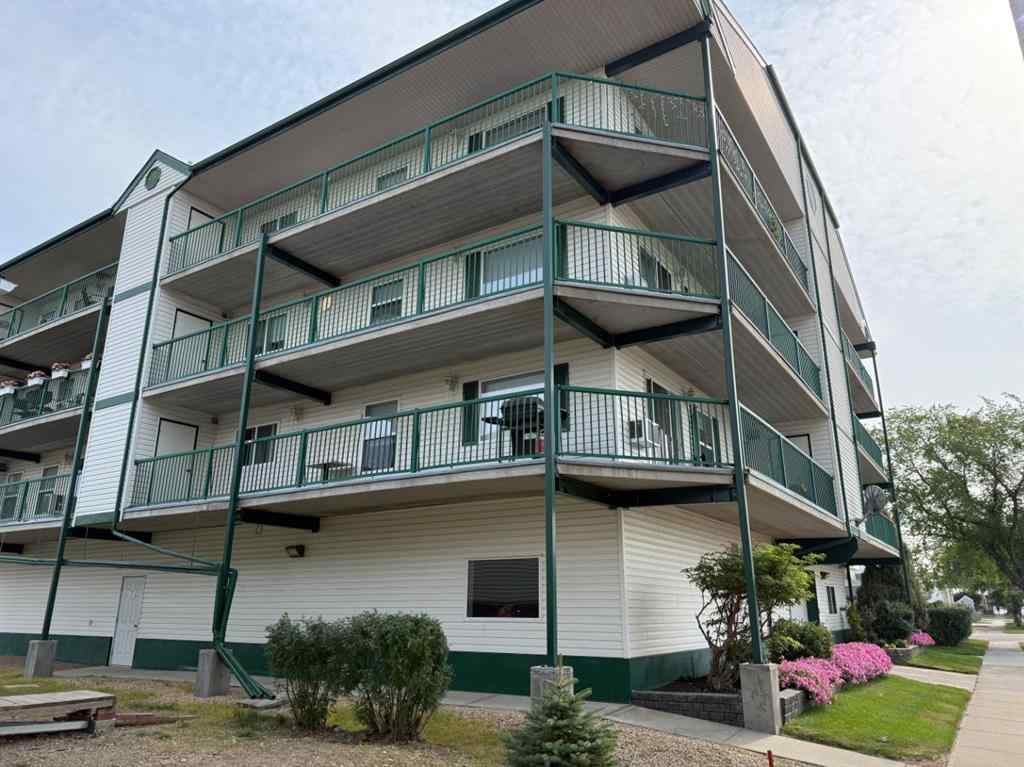 MLS® A2254499 - Unit #302 848 4 Avenue  in Wainwright Wainwright, Residential