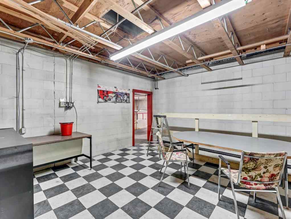 MLS® A2254500 - 1137 & 1139 Kingsway Avenue SE in River Flats Medicine Hat, Commercial