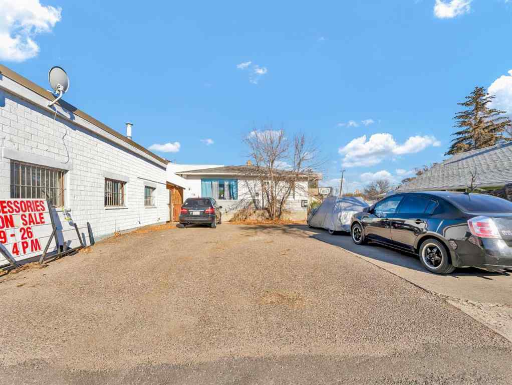 MLS® A2254500 - 1137 & 1139 Kingsway Avenue SE in River Flats Medicine Hat, Commercial