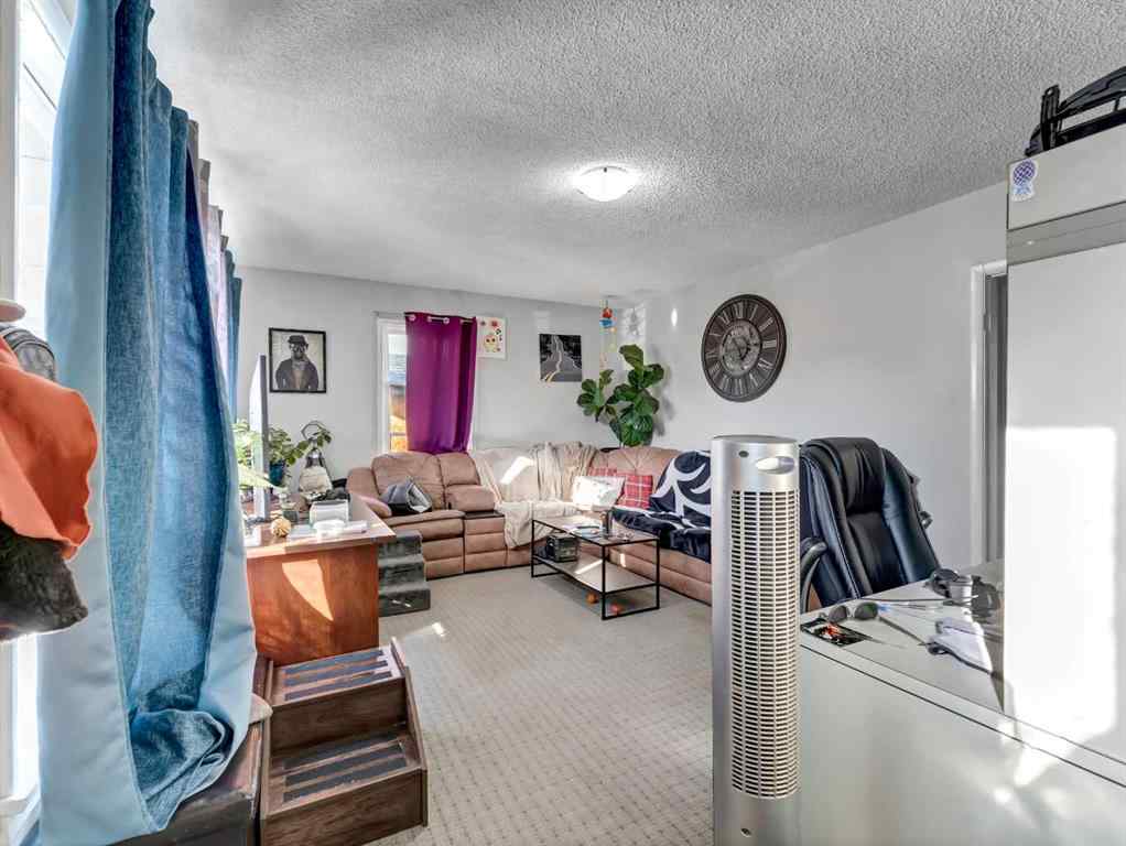 MLS® A2254500 - 1137 & 1139 Kingsway Avenue SE in River Flats Medicine Hat, Commercial