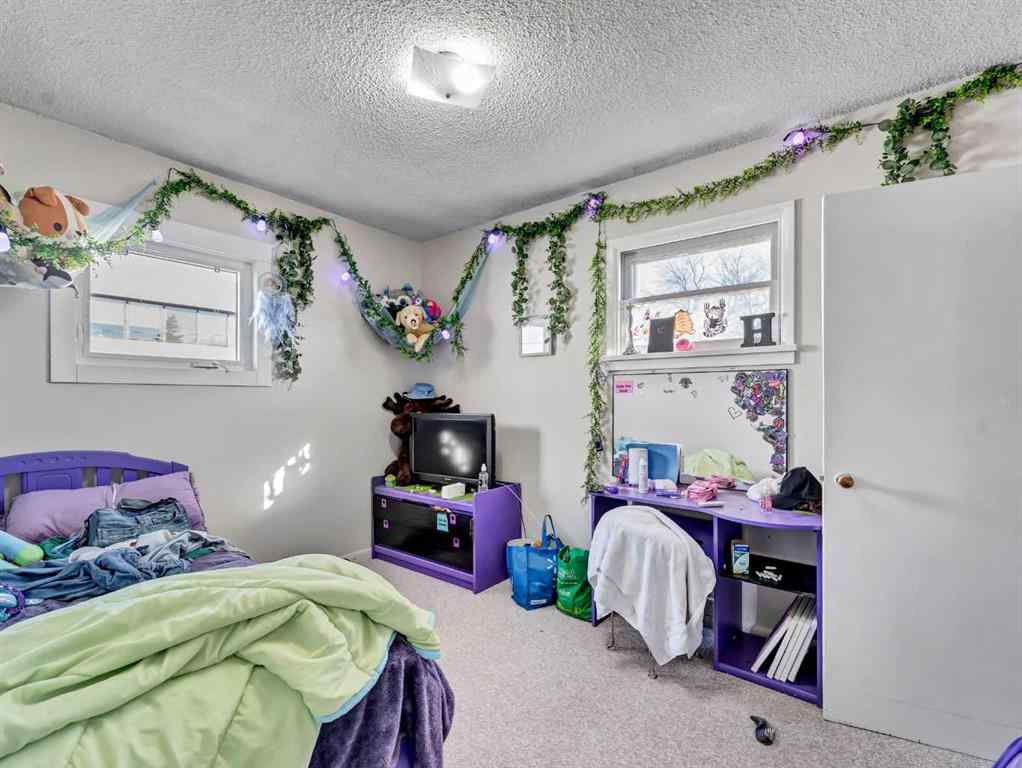 MLS® A2254500 - 1137 & 1139 Kingsway Avenue SE in River Flats Medicine Hat, Commercial