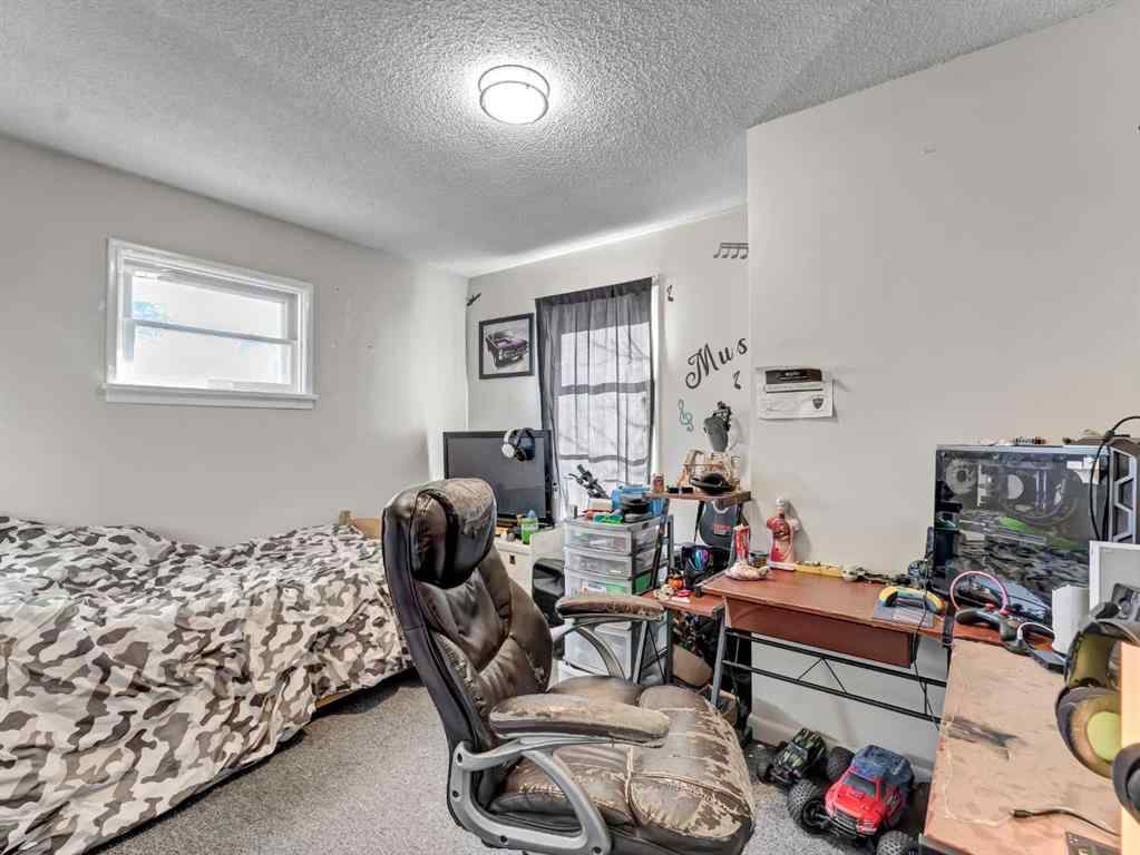 MLS® A2254500 - 1137 & 1139 Kingsway Avenue SE in River Flats Medicine Hat, Commercial