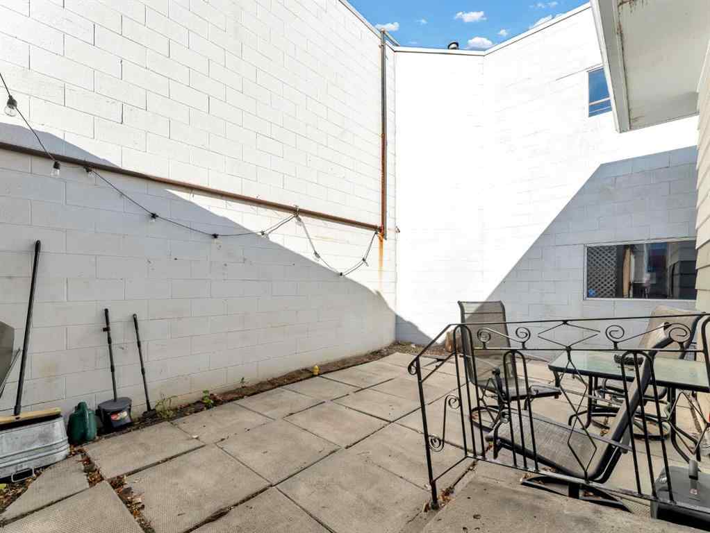 MLS® A2254500 - 1137 & 1139 Kingsway Avenue SE in River Flats Medicine Hat, Commercial