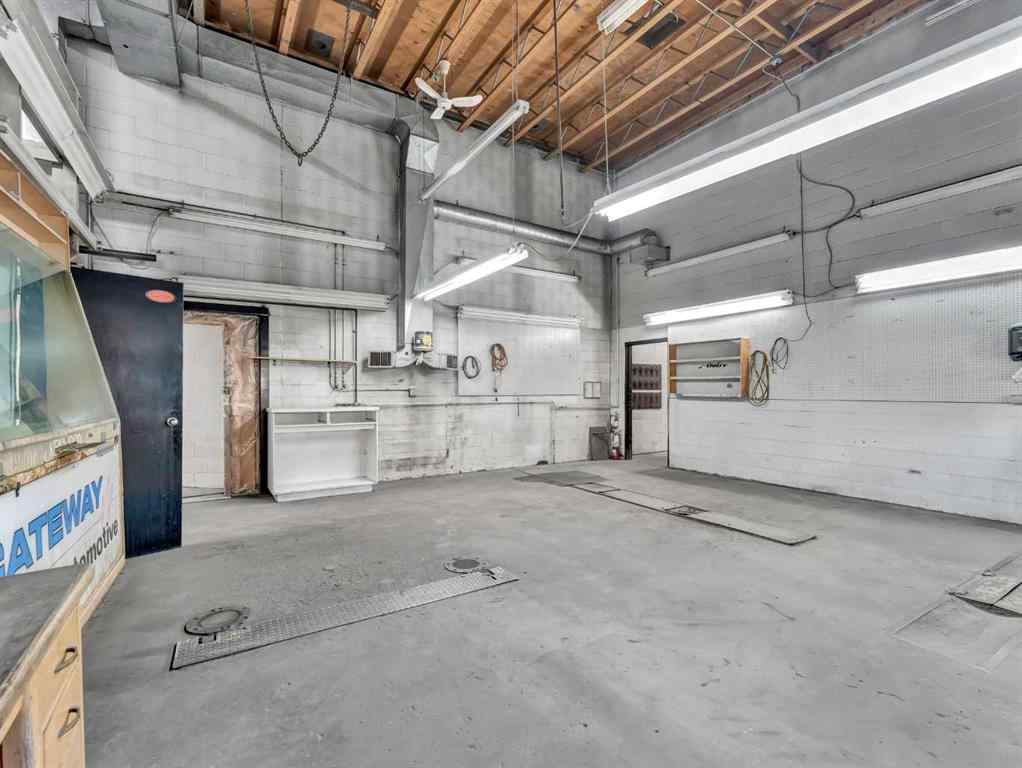 MLS® A2254500 - 1137 & 1139 Kingsway Avenue SE in River Flats Medicine Hat, Commercial