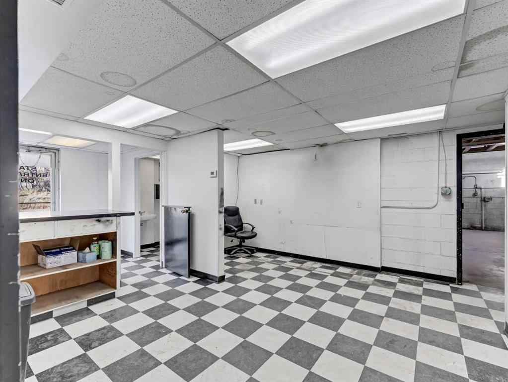 MLS® A2254500 - 1137 & 1139 Kingsway Avenue SE in River Flats Medicine Hat, Commercial