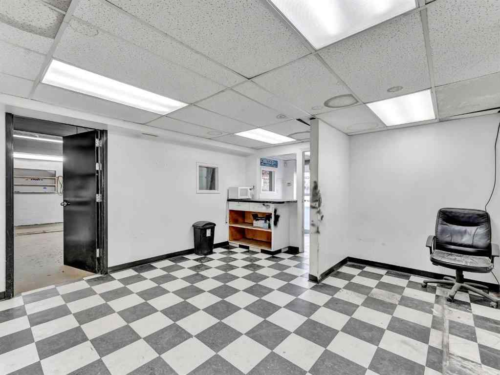 MLS® A2254500 - 1137 & 1139 Kingsway Avenue SE in River Flats Medicine Hat, Commercial