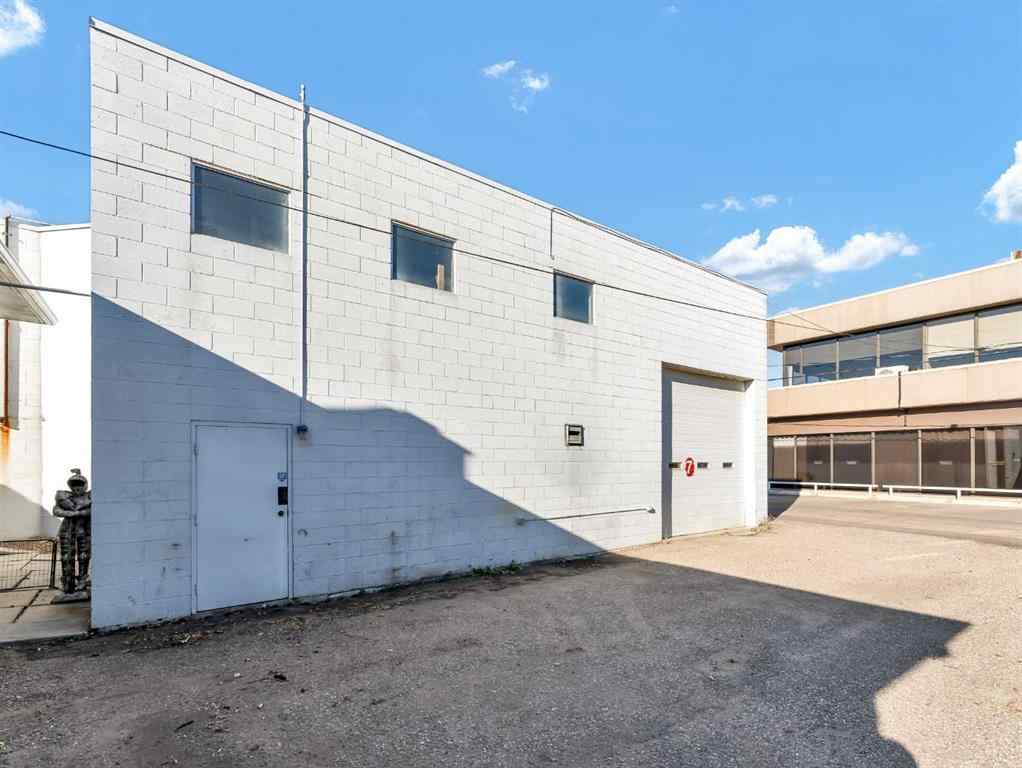 MLS® A2254501 - 1137 & 1139 Kingsway Avenue SE in River Flats Medicine Hat, Commercial
