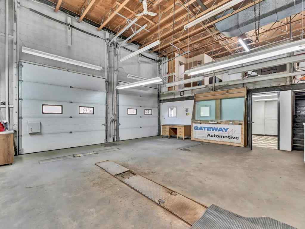 MLS® A2254501 - 1137 & 1139 Kingsway Avenue SE in River Flats Medicine Hat, Commercial