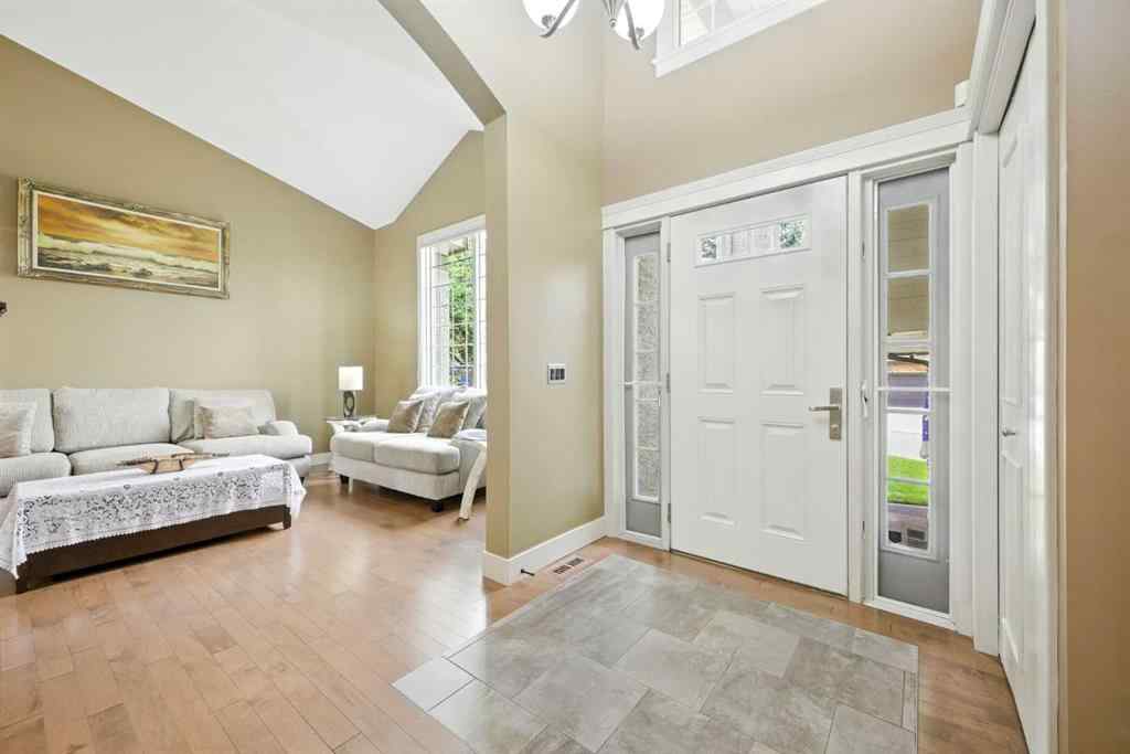 MLS® A2254503 - 141 Edgeview Road NW in Edgemont Calgary, Residential