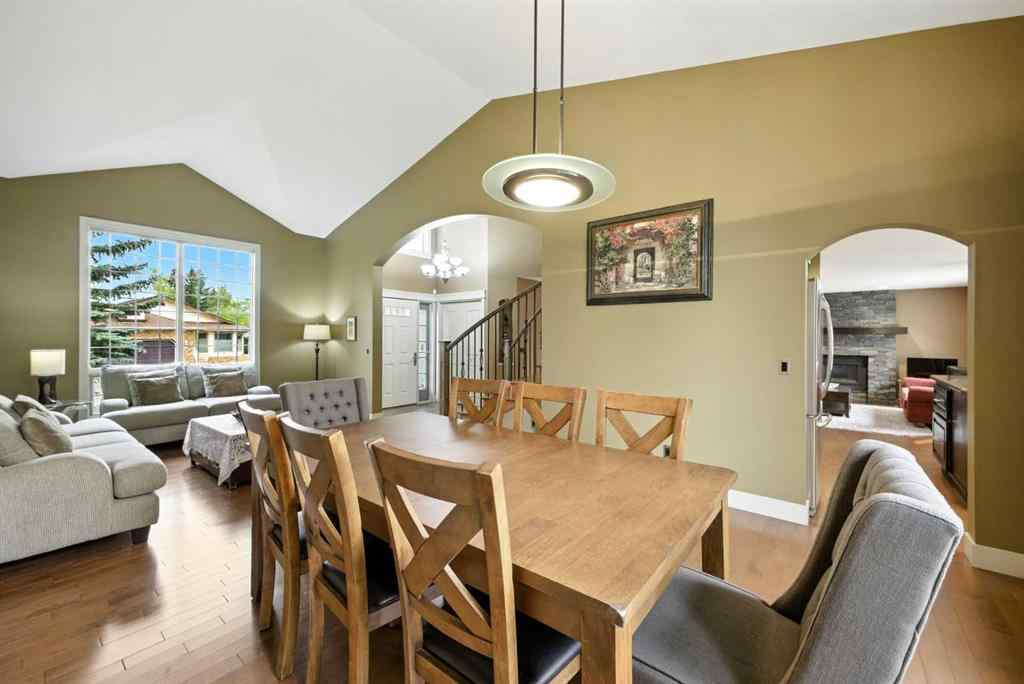 MLS® A2254503 - 141 Edgeview Road NW in Edgemont Calgary, Residential