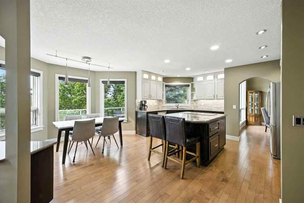 MLS® A2254503 - 141 Edgeview Road NW in Edgemont Calgary, Residential