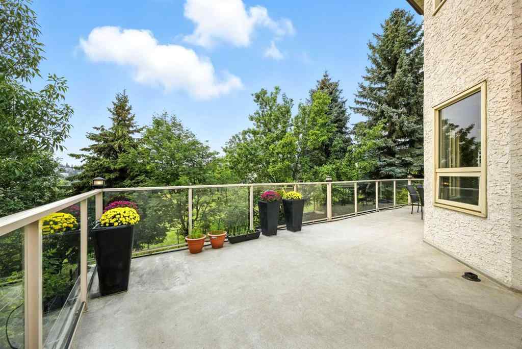 MLS® A2254503 - 141 Edgeview Road NW in Edgemont Calgary, Residential