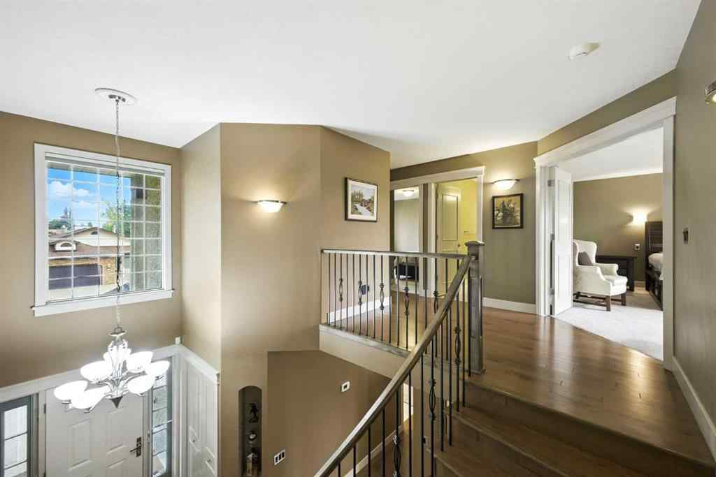 MLS® A2254503 - 141 Edgeview Road NW in Edgemont Calgary, Residential