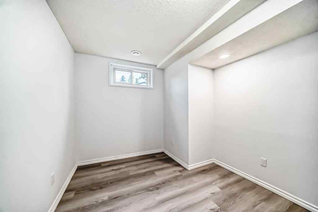 MLS® A2254506 - 81 Bearberry Close NW in Beddington Heights Calgary, Residential