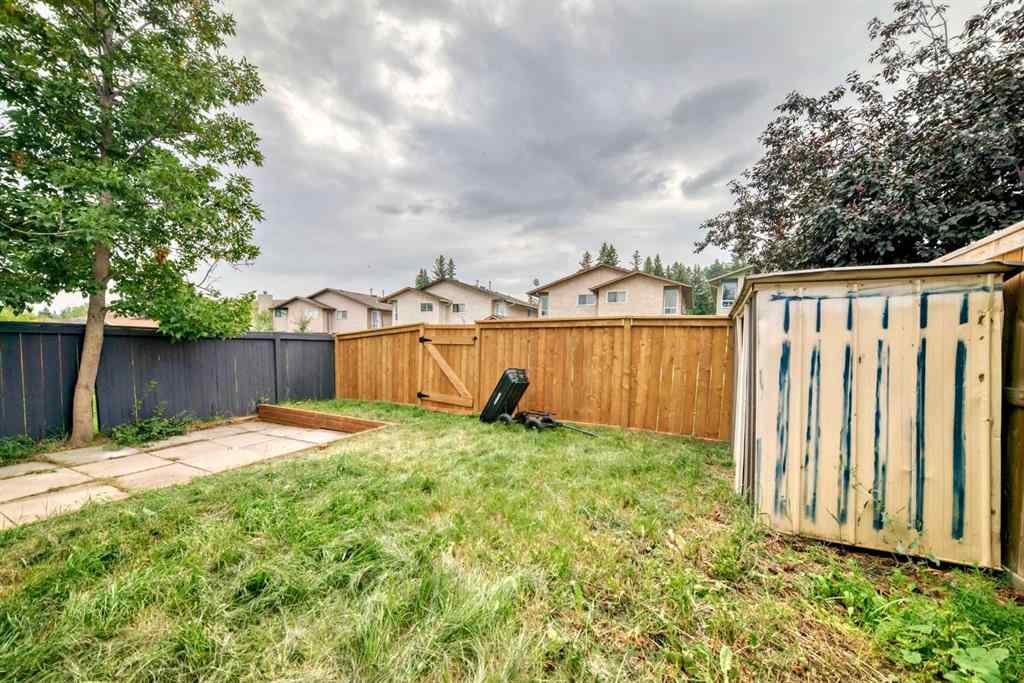 MLS® A2254506 - 81 Bearberry Close NW in Beddington Heights Calgary, Residential