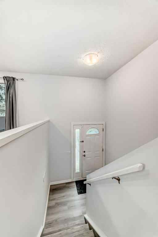 MLS® A2254506 - 81 Bearberry Close NW in Beddington Heights Calgary, Residential