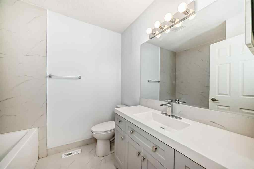 MLS® A2254506 - 81 Bearberry Close NW in Beddington Heights Calgary, Residential