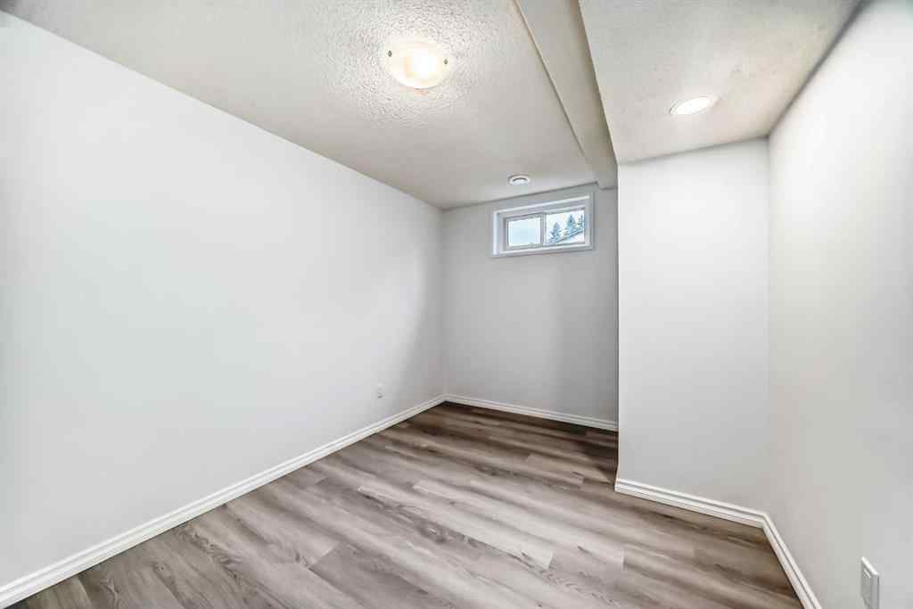 MLS® A2254506 - 81 Bearberry Close NW in Beddington Heights Calgary, Residential