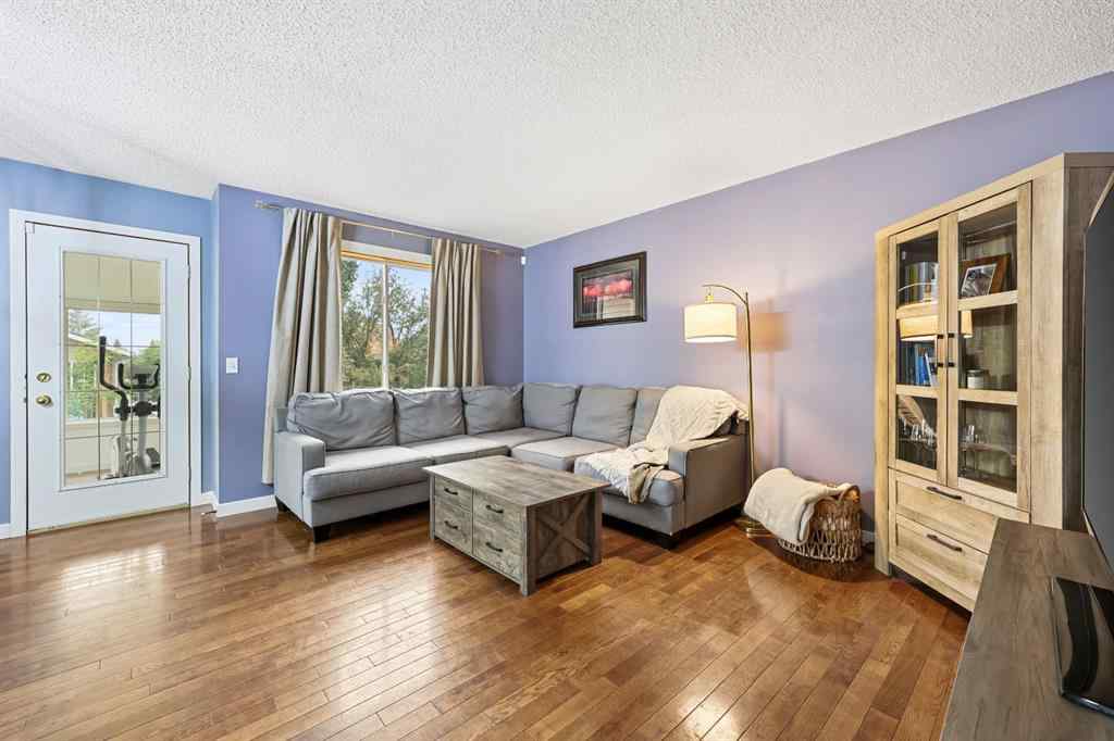 MLS® A2254507 - 10 Big Springs Hill SE in Big Springs Airdrie, Residential