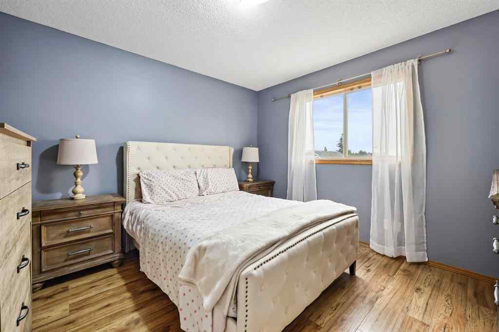MLS® A2254507 - 10 Big Springs Hill SE in Big Springs Airdrie, Residential