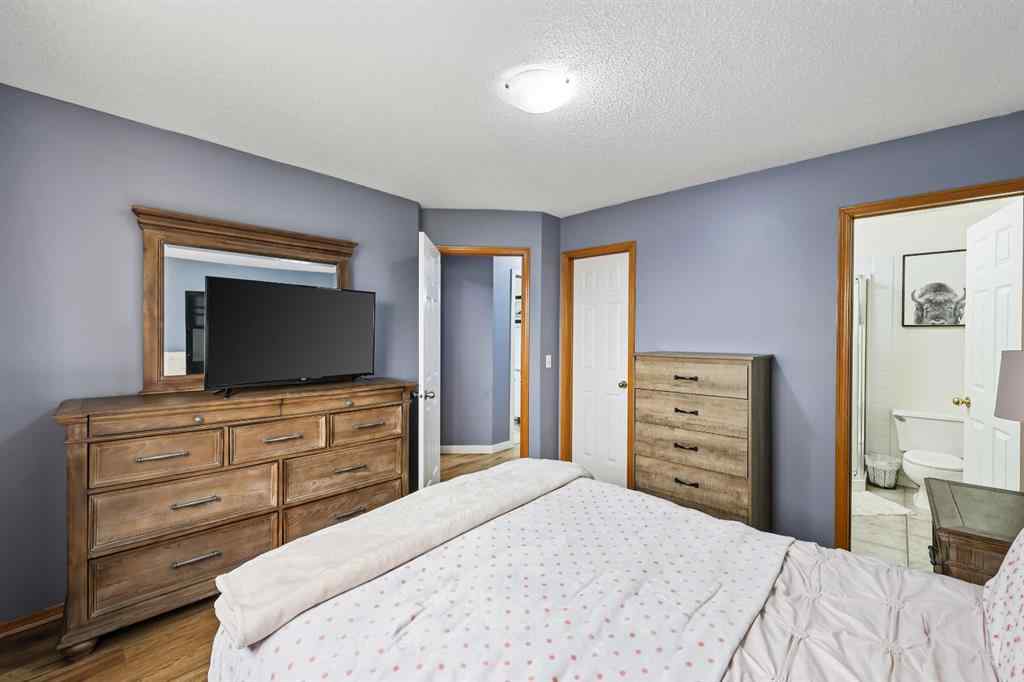 MLS® A2254507 - 10 Big Springs Hill SE in Big Springs Airdrie, Residential