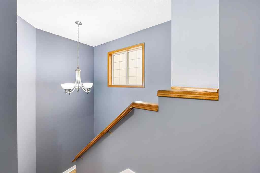 MLS® A2254507 - 10 Big Springs Hill SE in Big Springs Airdrie, Residential