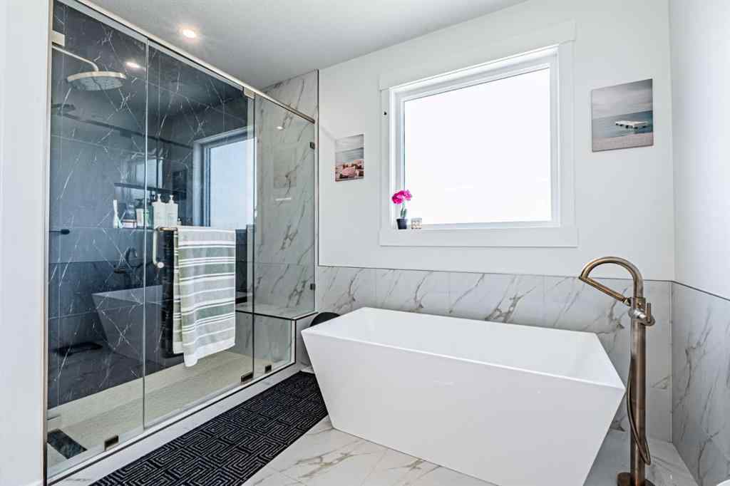 MLS® A2254508 - 424 Watercrest Place  in Waterford Estates Chestermere, Residential