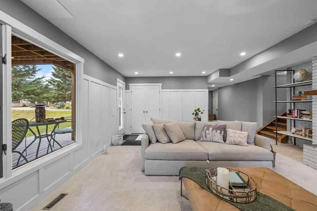 MLS® A2254515 - 65 Woodland Lane  in Bearspaw_Calg Rural Rocky View County, Residential