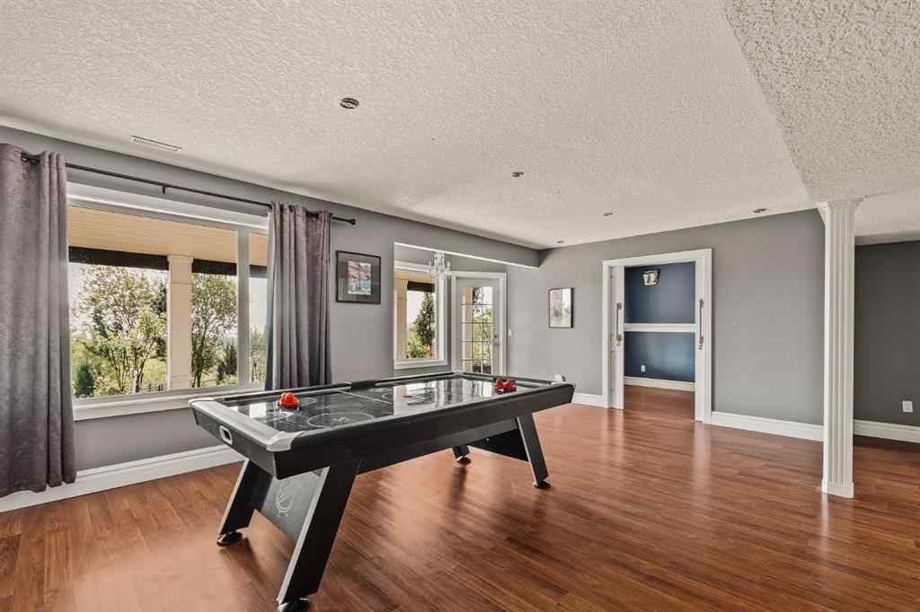 MLS® A2254516 - 53 Val Gardena View SW in Springbank Hill Calgary, Residential